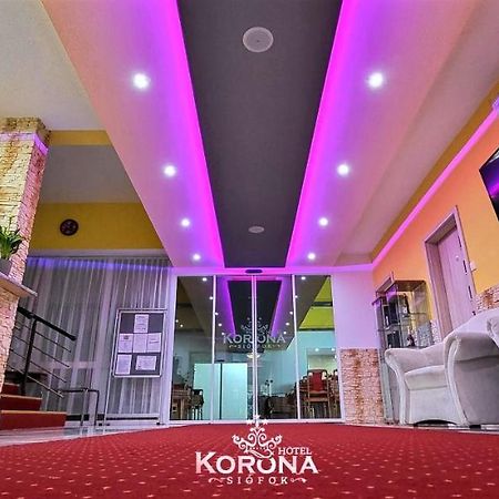 Hotel Korona Siófok Exteriör bild