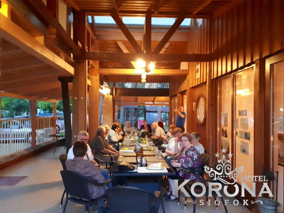 Hotel Korona Siófok Exteriör bild