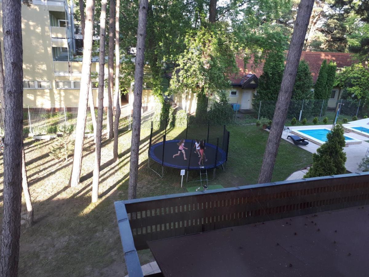 Hotel Korona Siófok Exteriör bild